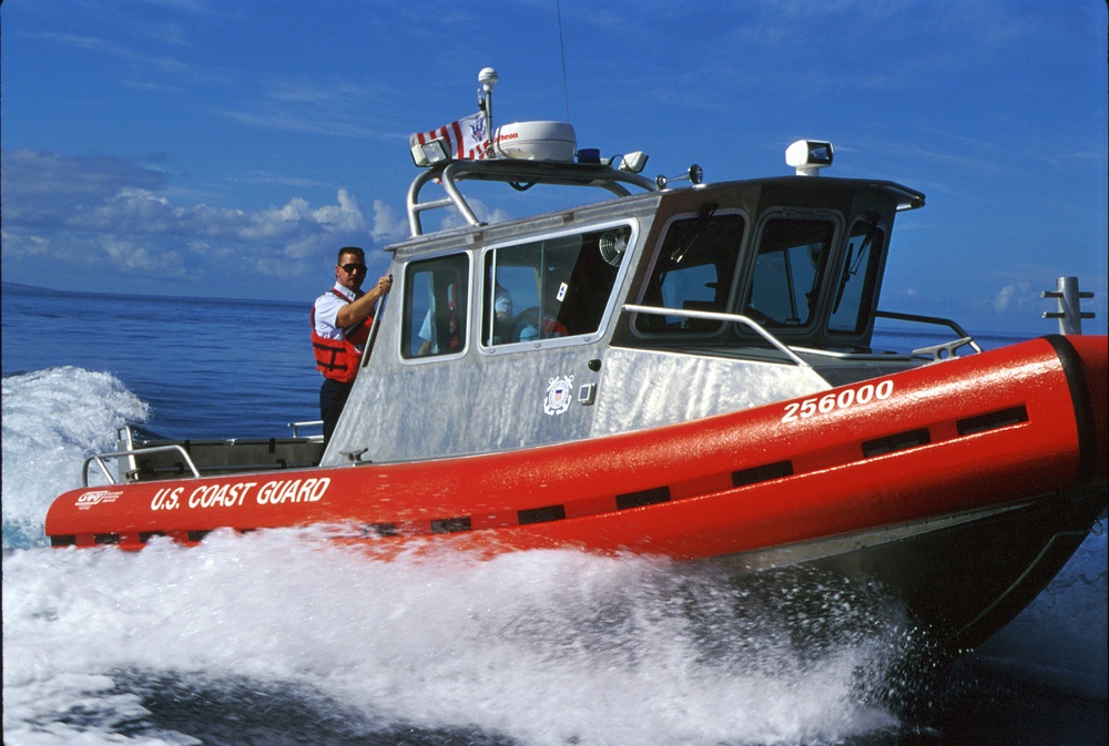 COAST GUARD SAFE BOAT