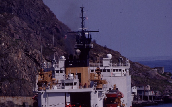 COAST GUARD CUTTER HEALY (WAGB 20)
