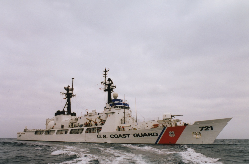 COAST GUARD CUTTER GALLATIN (WHEC 721)