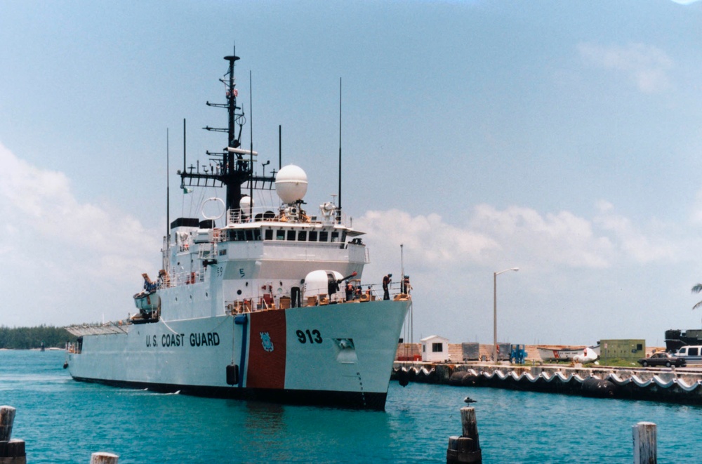 CGC MOHAWK (WMEC 913)