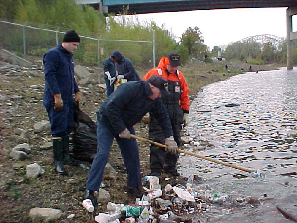 WOLF RIVER HARBOR CLEANUP