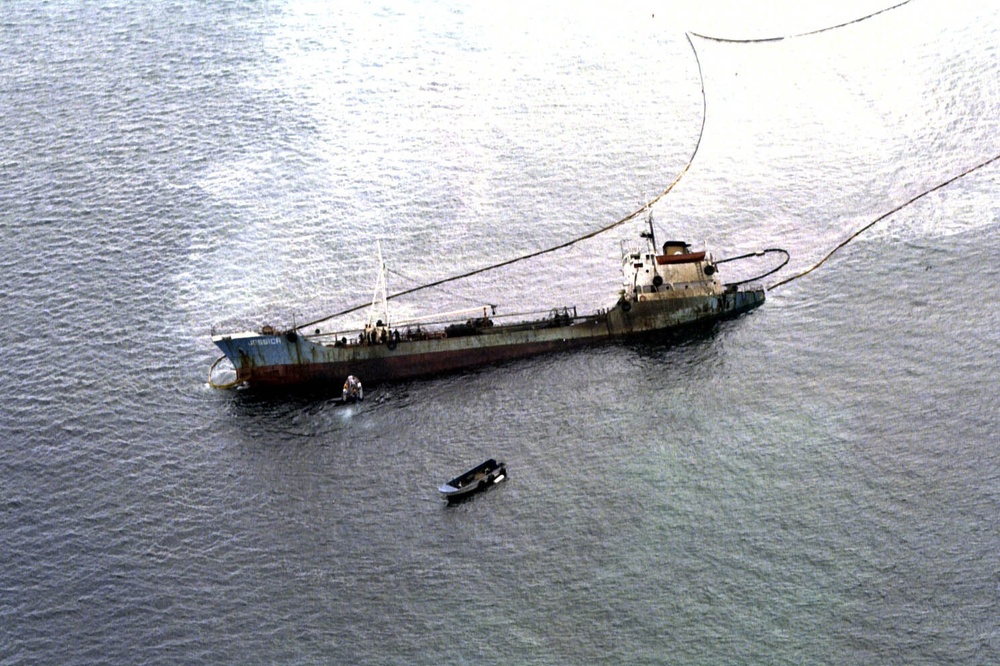 DVIDS Images GALAPAGOS ISLAND OIL SPILL