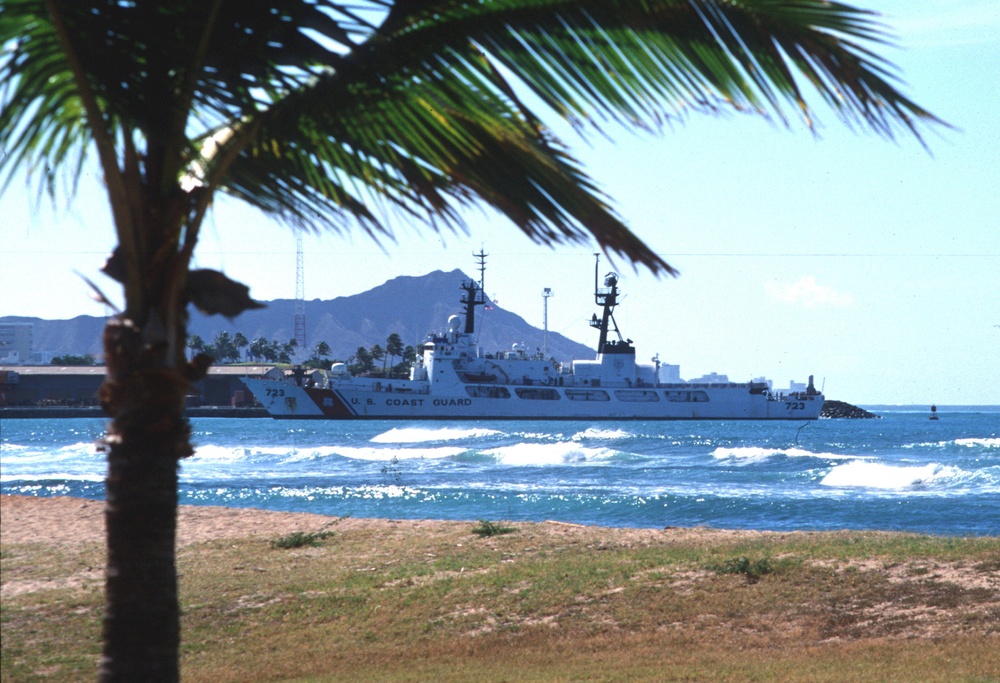 COAST GUARD CUTTER RUSH (WHEC 723)