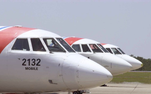 AIRCRAFT FALCON HU-25