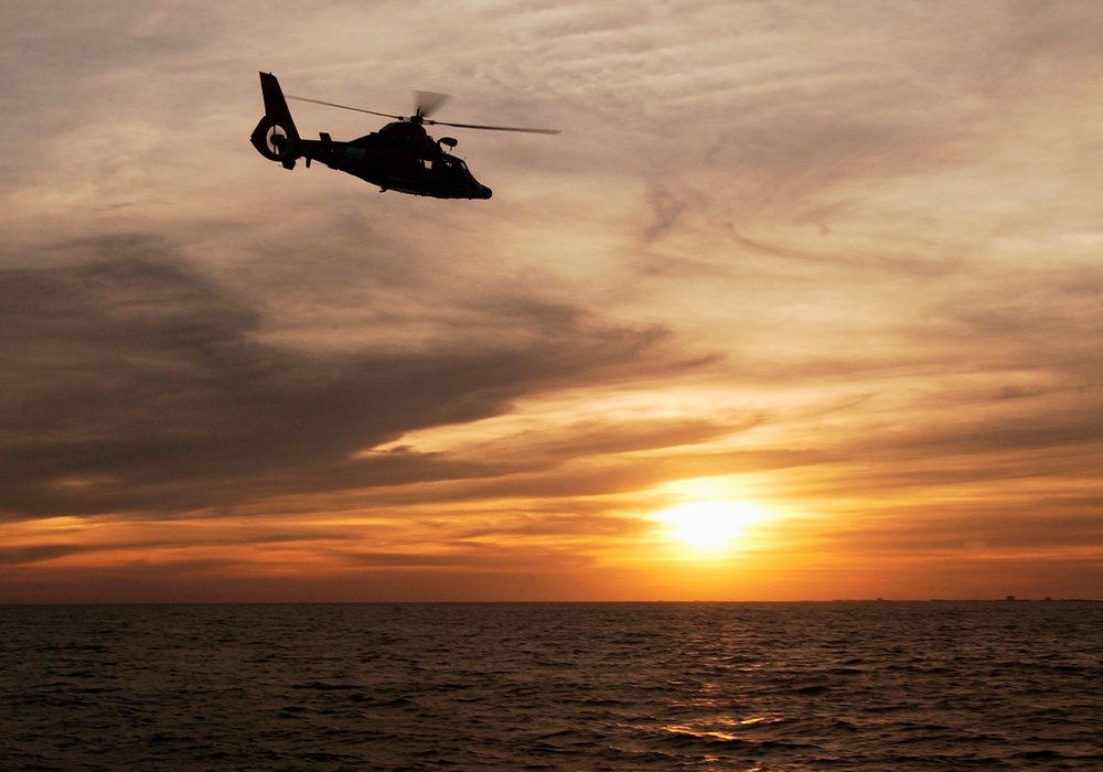 HH 65 DOLPHIN HELICOPTER