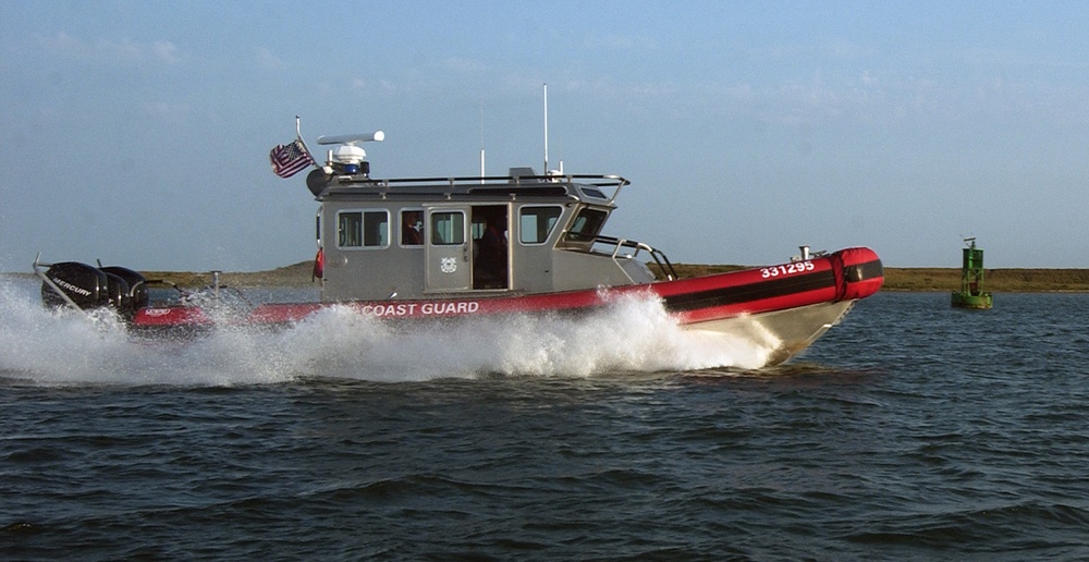 33-foot special purpose craft - law enforcement boat