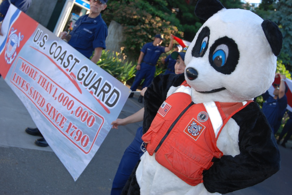 PFD PANDA IN SEATTLE'S TORCHLIGHT PARADE