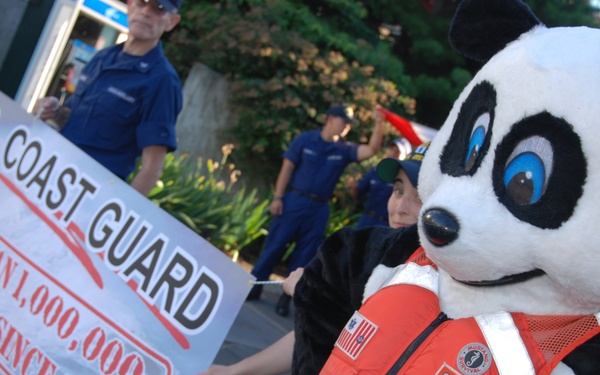 PFD PANDA IN SEATTLE'S TORCHLIGHT PARADE