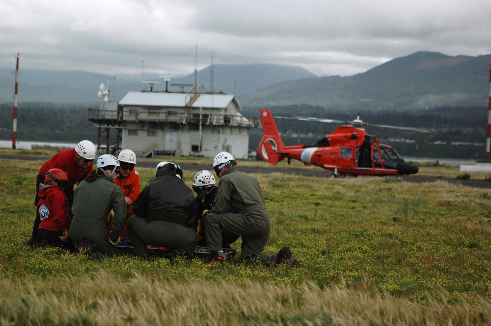 MOUNTAIN RESCUE UNIT TRAINING