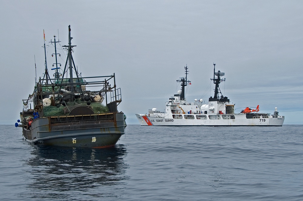 Boutwell captures high seas drift net