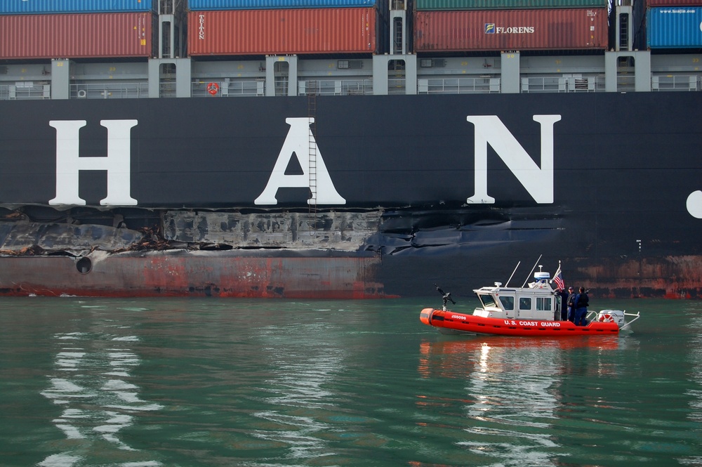 M/V Cosco Busan Allides With San Francisco Bay Bridge