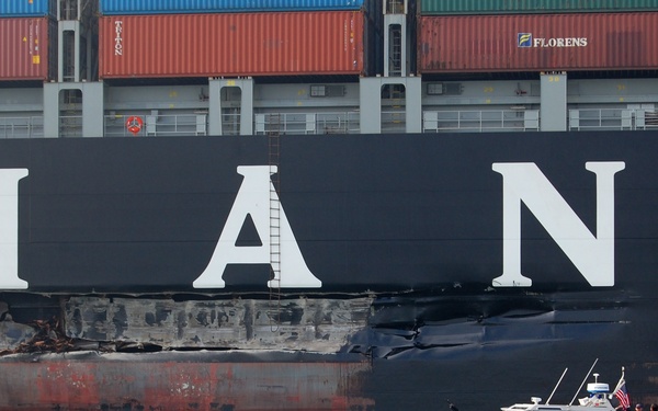M/V Cosco Busan Allides With San Francisco Bay Bridge