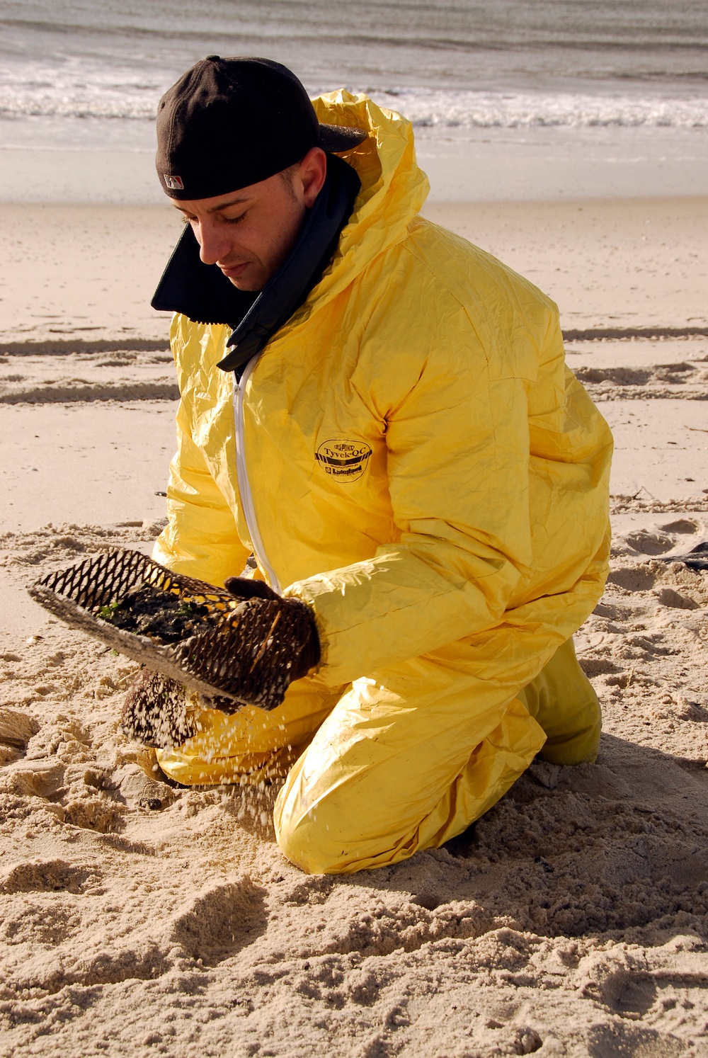 500 gallon oil spill along the southern shore of Long Island
