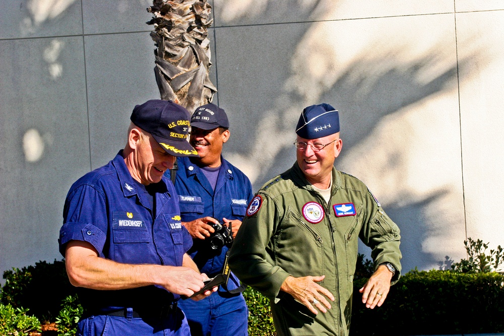General Gene Renuart, Commanding Officer, U.S. Northern Command, Visits Sector LA/LB