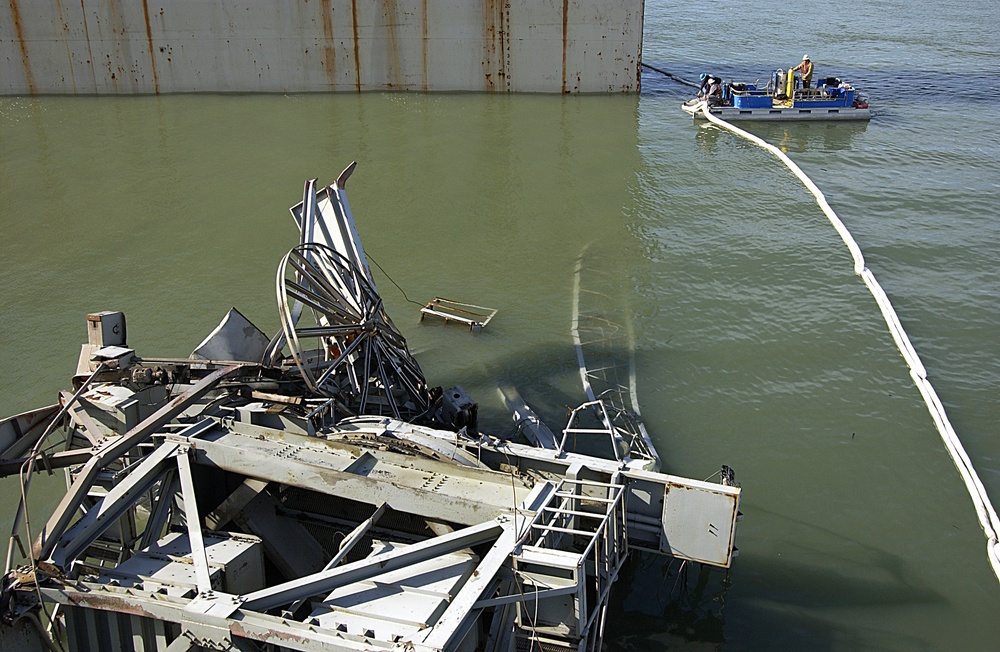 Crane Falls From Drydock Into Bay