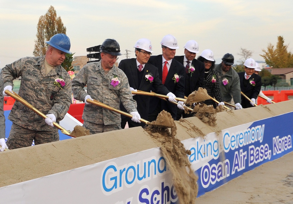 Ground broken for new elementary school