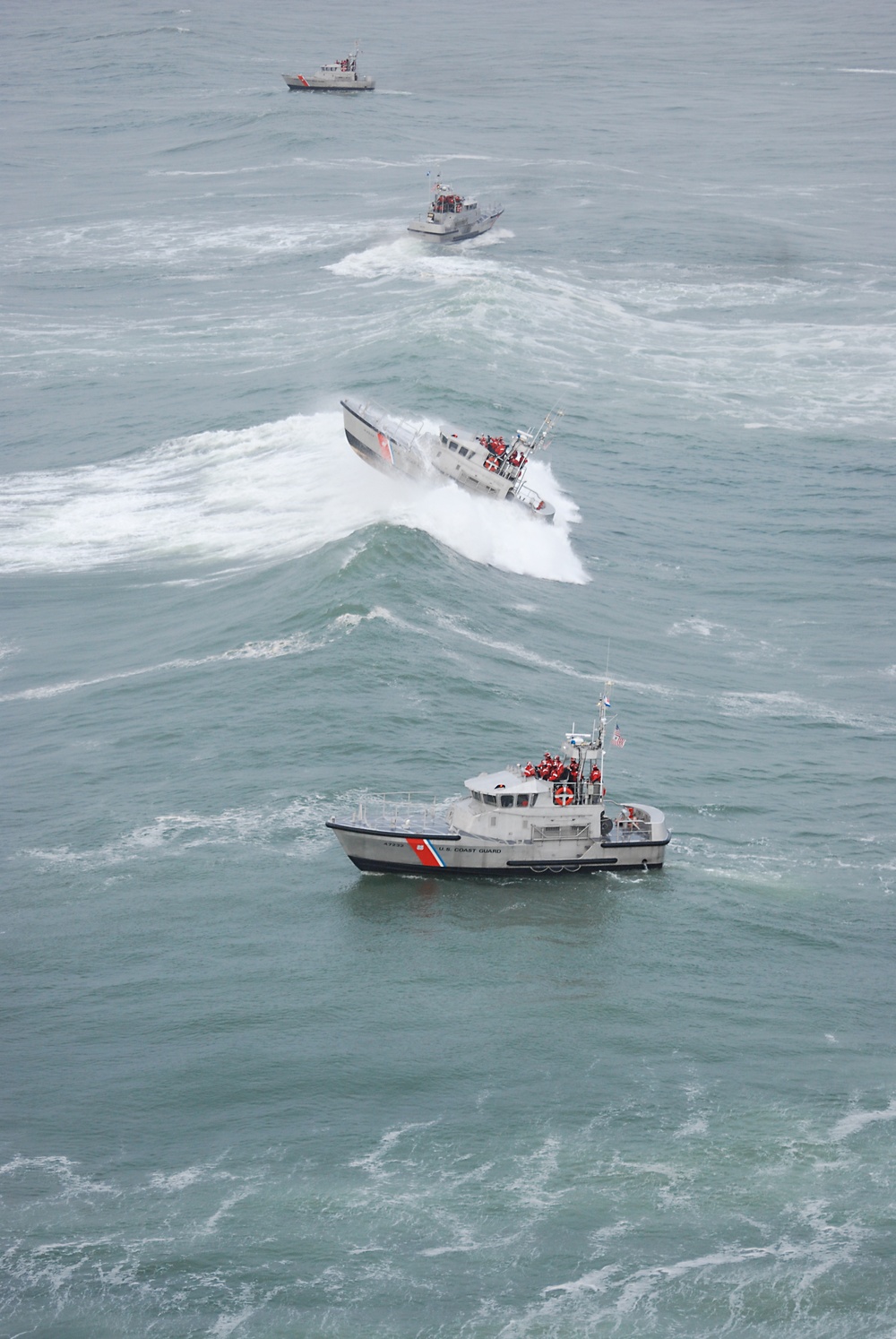 Surf drills at the National Motor Lifeboat School