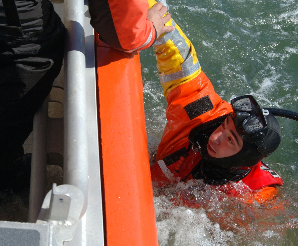 MAN OVERBOARD; COAST GUARD CONDUCTS TRAINING