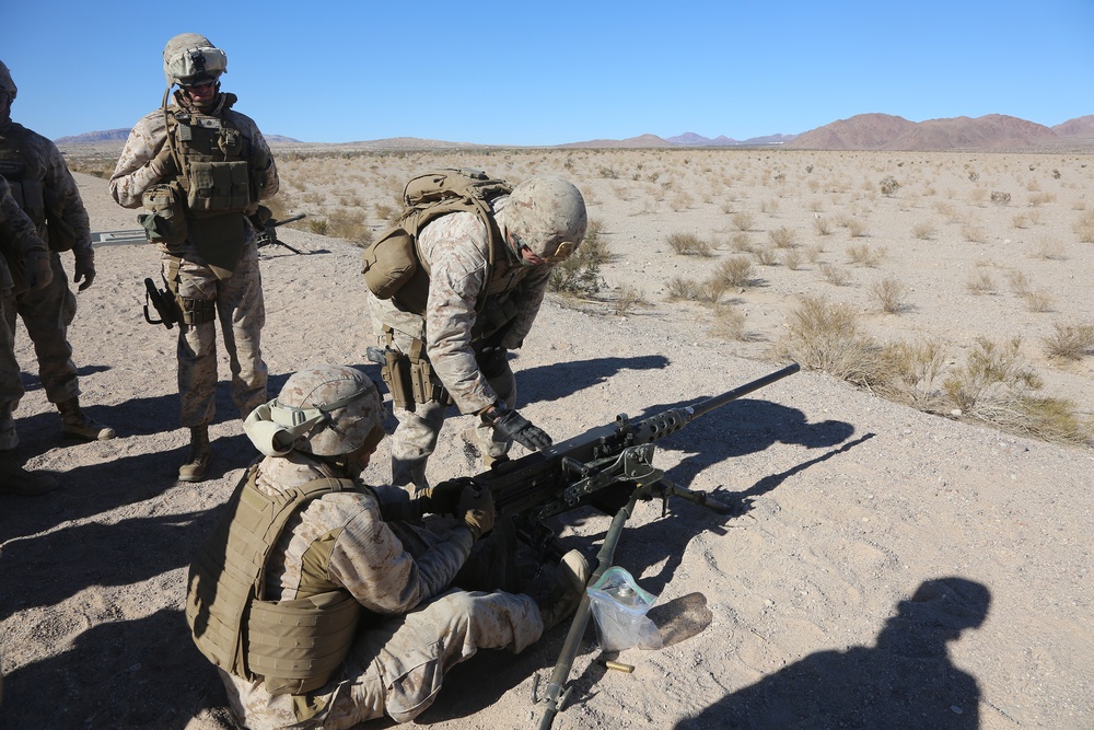 CLB-5 Marines train with machine guns during a desert fire exercise leading to Steel Knight 2014