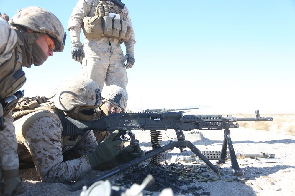 CLB-5 Marines train with machine guns during a desert fire exercise leading to Steel Knight 2014