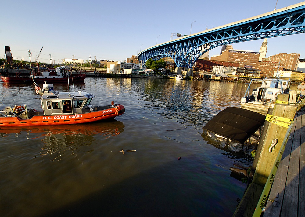 COAST GUARD RESPONDS TO TWO BOATS STRUCK IN CUYAHOGA