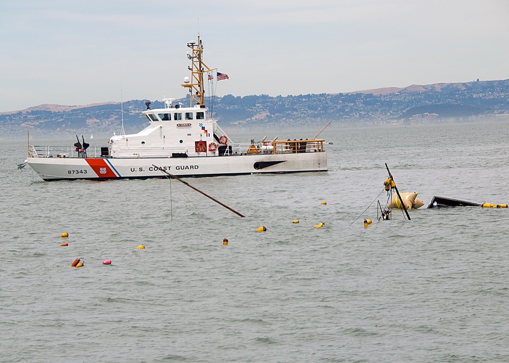 Dvids Images Coast Guard Rescues Capsized Mariners