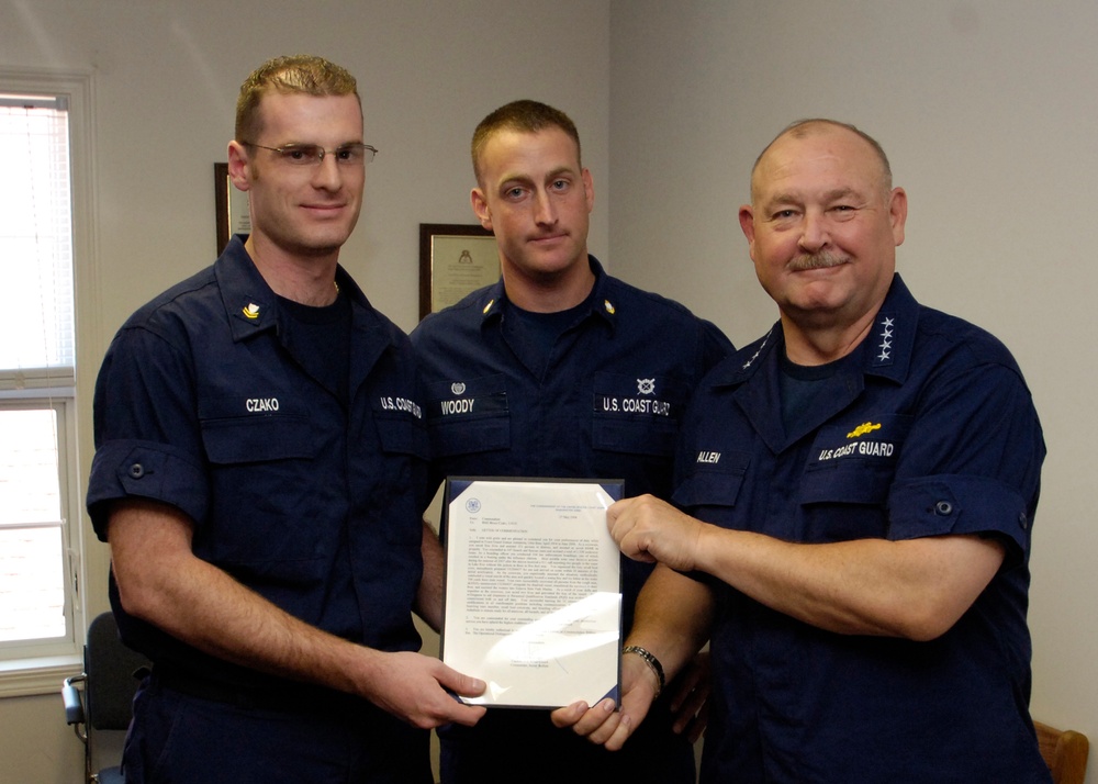 Adm. Allen presents Petty Officer Czako with Letter of Commendat