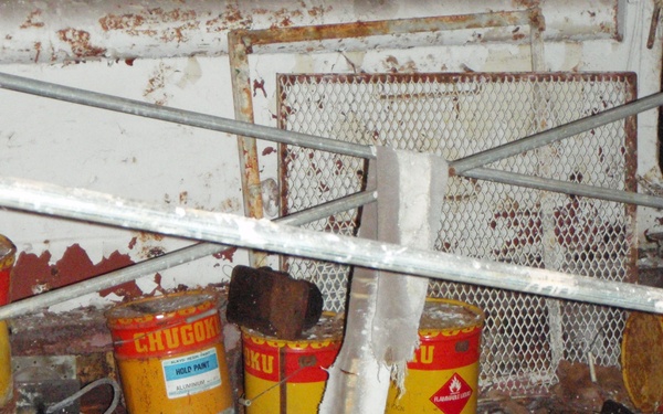 USS Washtenaw County (LST-1166) 2