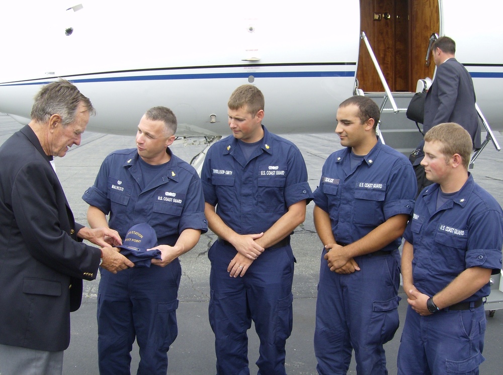 Former President Bush visits Nantucket