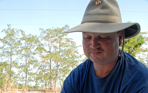 Painting a retention wall