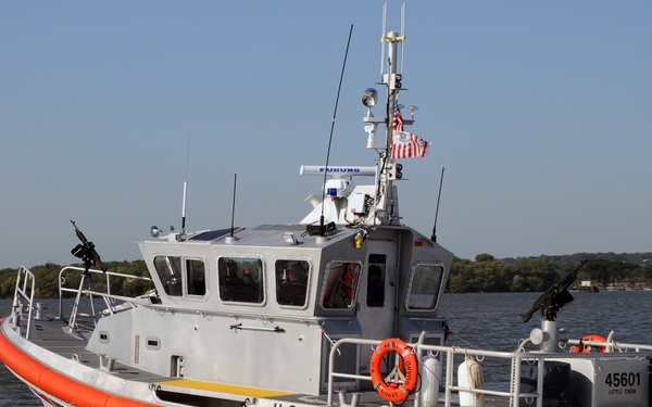 45-foot response boat medium