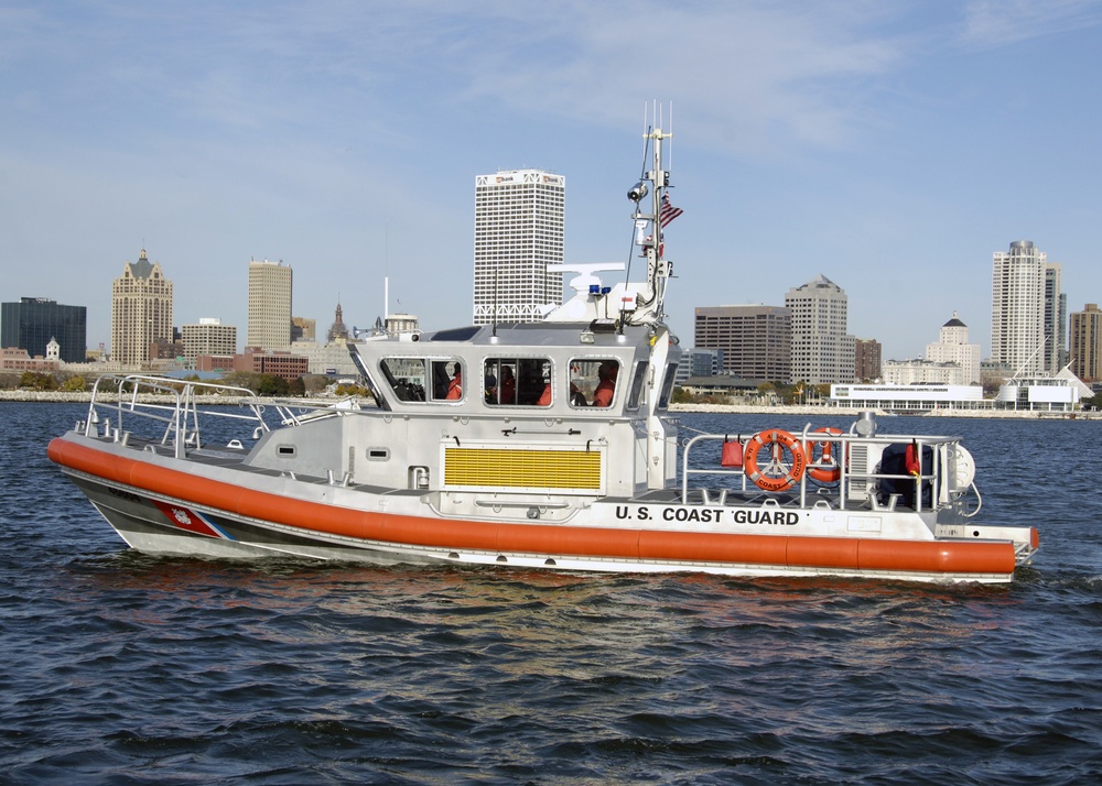 Coast Guard Station Milwaukee debuts 45-foot RBM