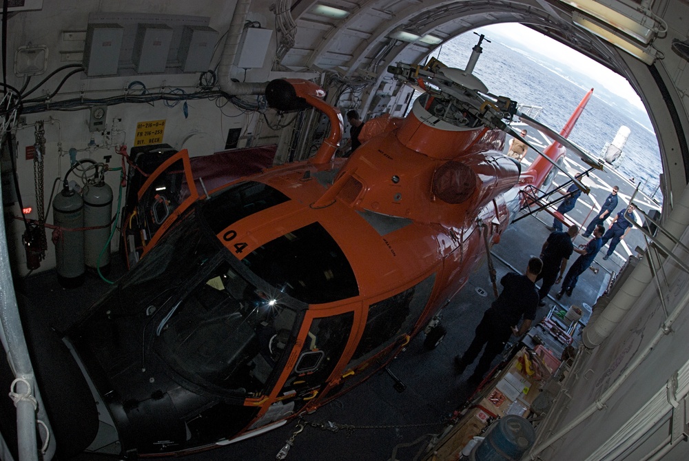 Preparing helicopter for operation