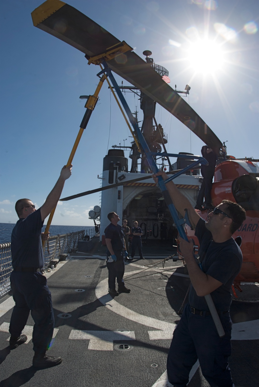 Preparing helicopter for operation