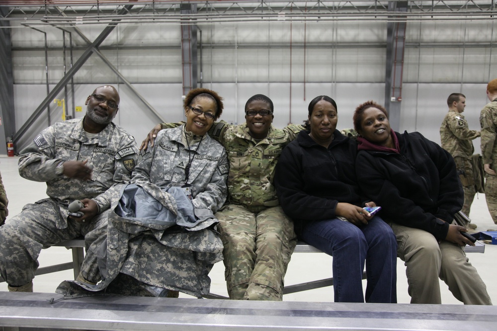 USO Tour 2013