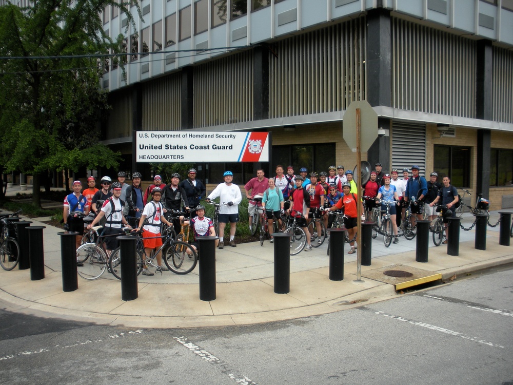 Coast Guard riders participate in Bike to Work Day 2009