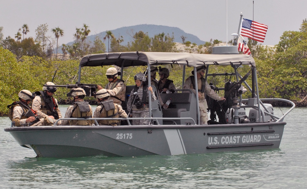 PSU 305 Transports Marines in Guantanamo Bay