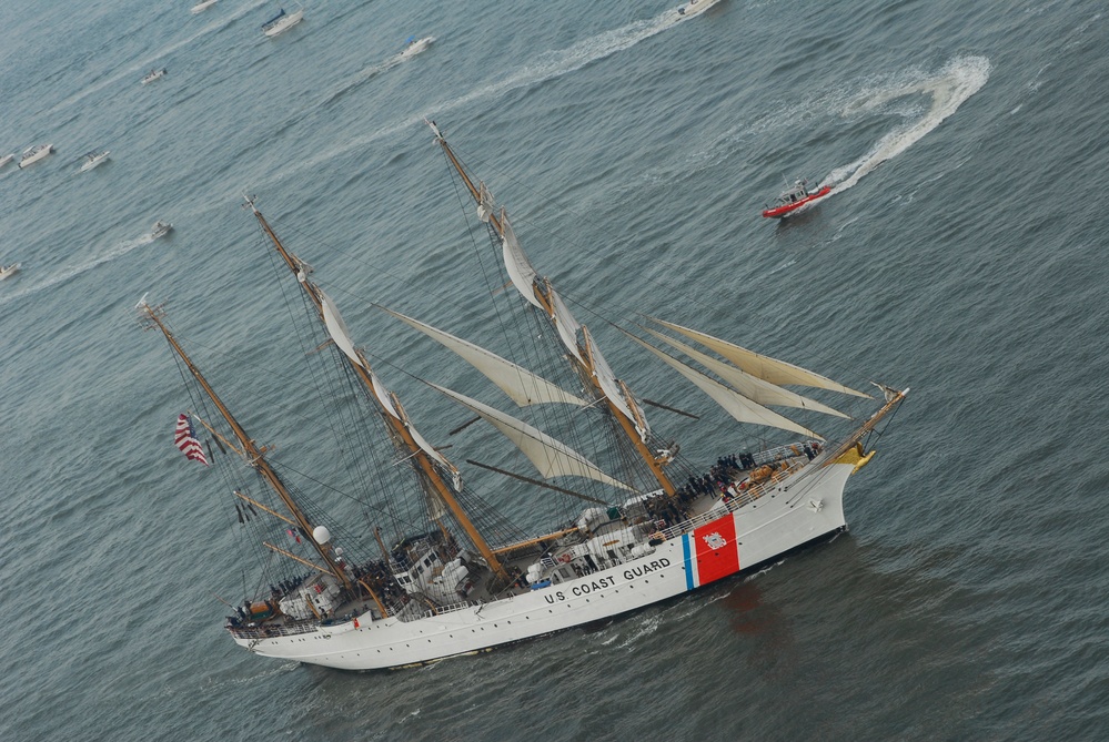 Eagle departs Charleston, S.C.