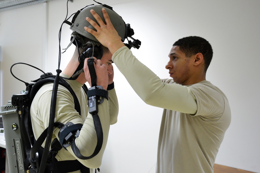 412th Aviation Support Battalion trains at the Dismounted Soldier Training System (DSTS)