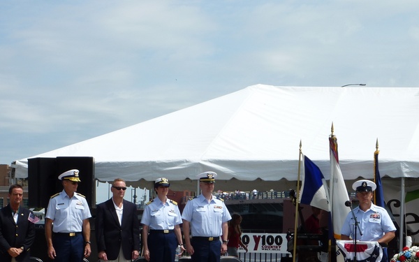 Green Bay, Wisc. -  Official Party stands for Pledge of Allegiance at City's July 4 Salute to Coast Guard