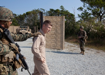 Combat scenarios challenge Marines during Chromite