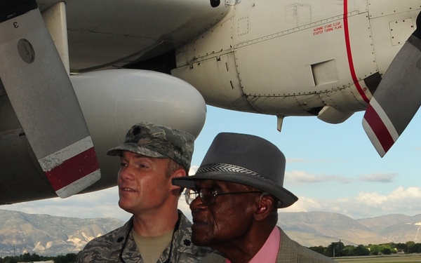 Coast Guard conducts evacuations from Haiti