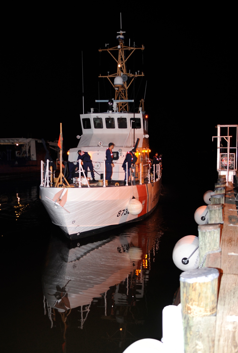 CGC Albacore to support Haiti relief operations