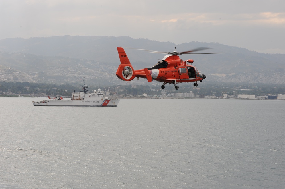 Coast Guard in the Port of Port-au-Prince Haiti (1)
