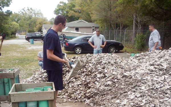 N.C. Coast Guard members participate in National Volunteer Week