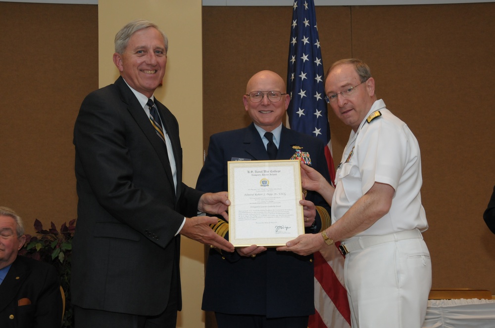 Adm. Papp 2010 Naval War College honoree