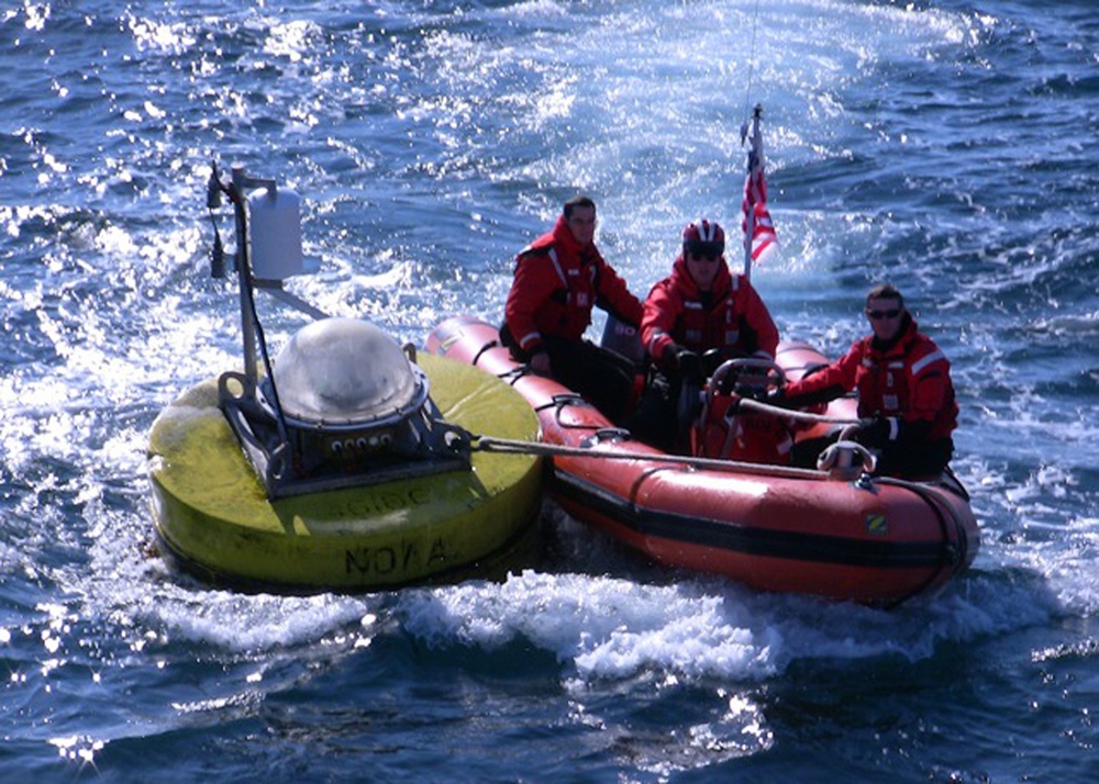 Roanoke Island recovers NOAA buoy