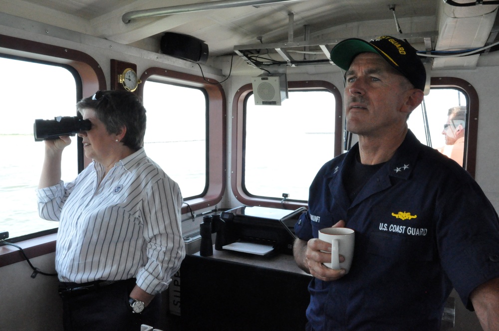 Secretary of the Department of Homeland Security surveys Deepwater Horizon Response operations in Grand Isle
