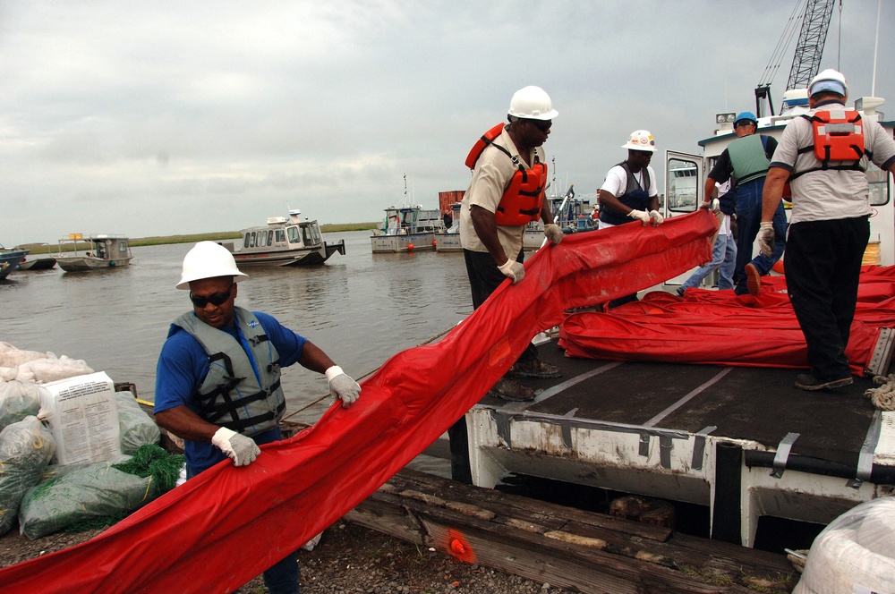 Deepwater Horizon spill cleanup