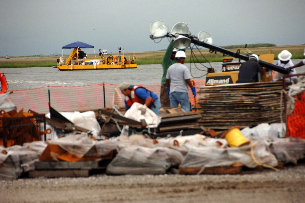 Deepwater Horizon spill cleanup